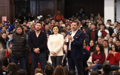 Retorno Triunfal: Armenta se Posiciona 2 a 1 en Encuestas frente a Rivera en Puebla.