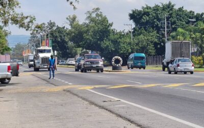 Vecinos de Chalco liberan la México-Cuautla tras exigir solución urgente a las inundaciones; podrían retomar el bloqueo