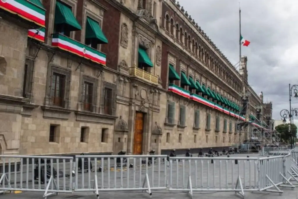 Revisan Plan B en Palacio Nacional durante horas y salen sin acuerdos