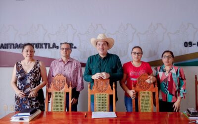 Noé Cadena destapa presunto desfalco por más de 133 millones de pesos en gobierno de Kristel Hernández Topete en Santiago Tuxtla.