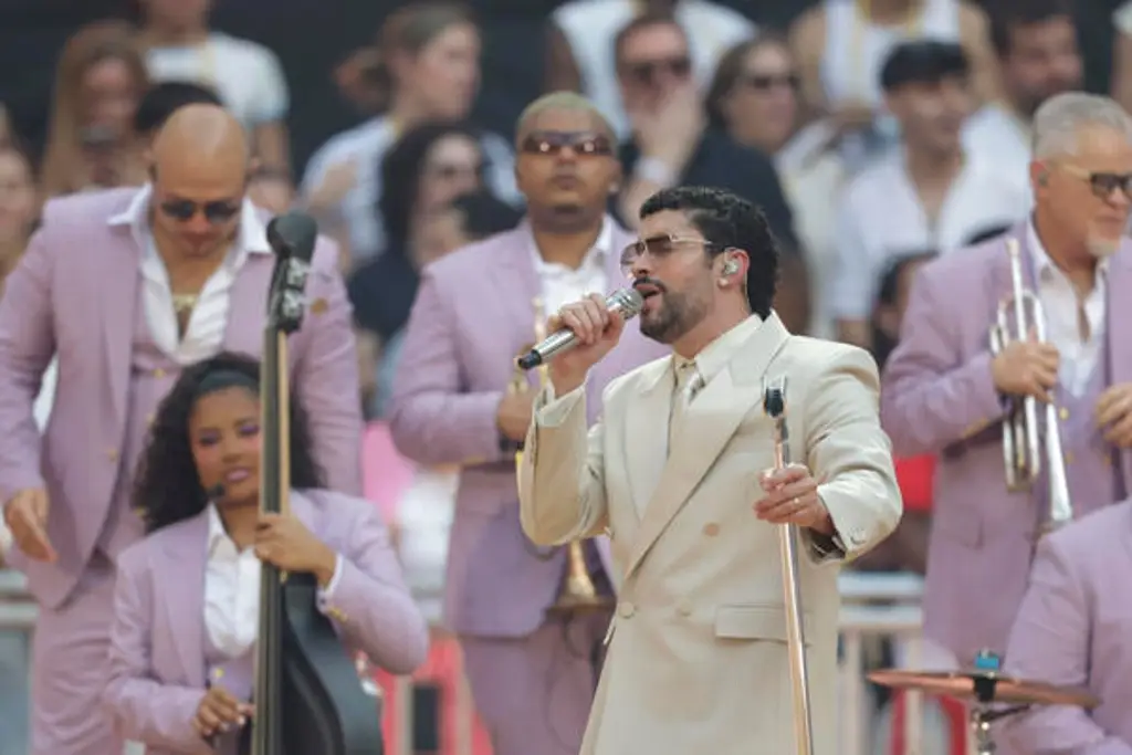 Bad Bunny convierte en un baile inolvidable el inicio de su residencia en Madrid